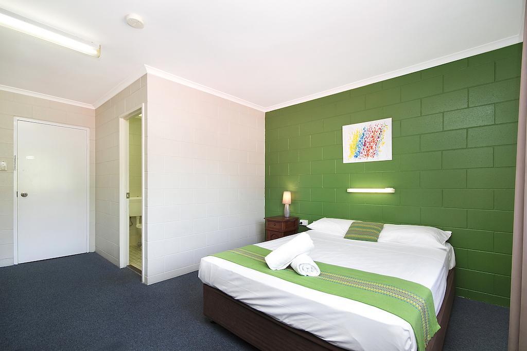 Castle Crest Motel Townsville Habitación foto
